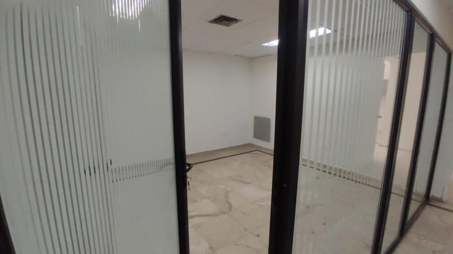 Local en venta en Versalles, Cali, 600 m² · foto 23 de 24