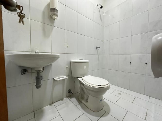 Local en arriendo en Aves Maria, Sabaneta, 142 m² · foto 4 de 13