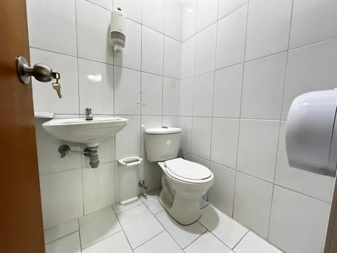 Local en arriendo en Aves Maria, Sabaneta, 142 m² · foto 5 de 13