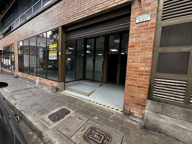 Local en arriendo en Aves Maria, Sabaneta, 142 m² · foto 9 de 13