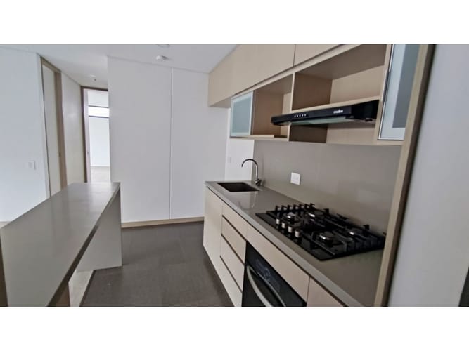 Apartamento de 2 alcobas en arriendo en Vía Las Palmas, Medellín, 78 m² · foto 13 de 24