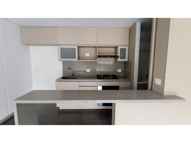 Apartamento de 2 alcobas en arriendo en Vía Las Palmas, Medellín, 78 m² · foto 14 de 24