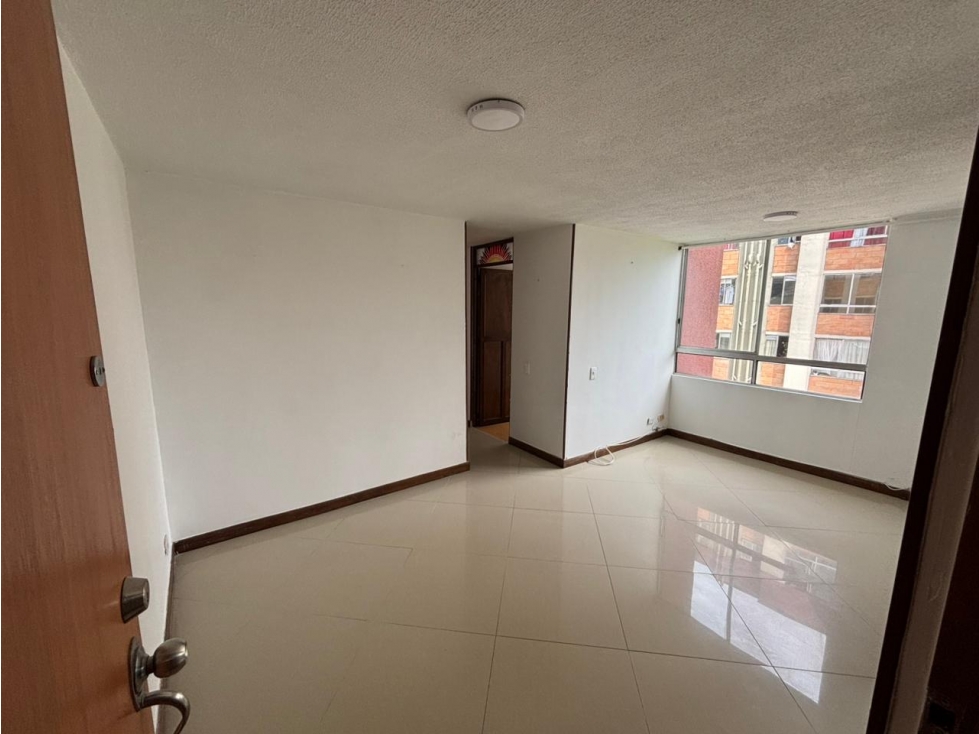 Apartamento en venta en San Antonio De Prado, Medellín · foto 2 de 13