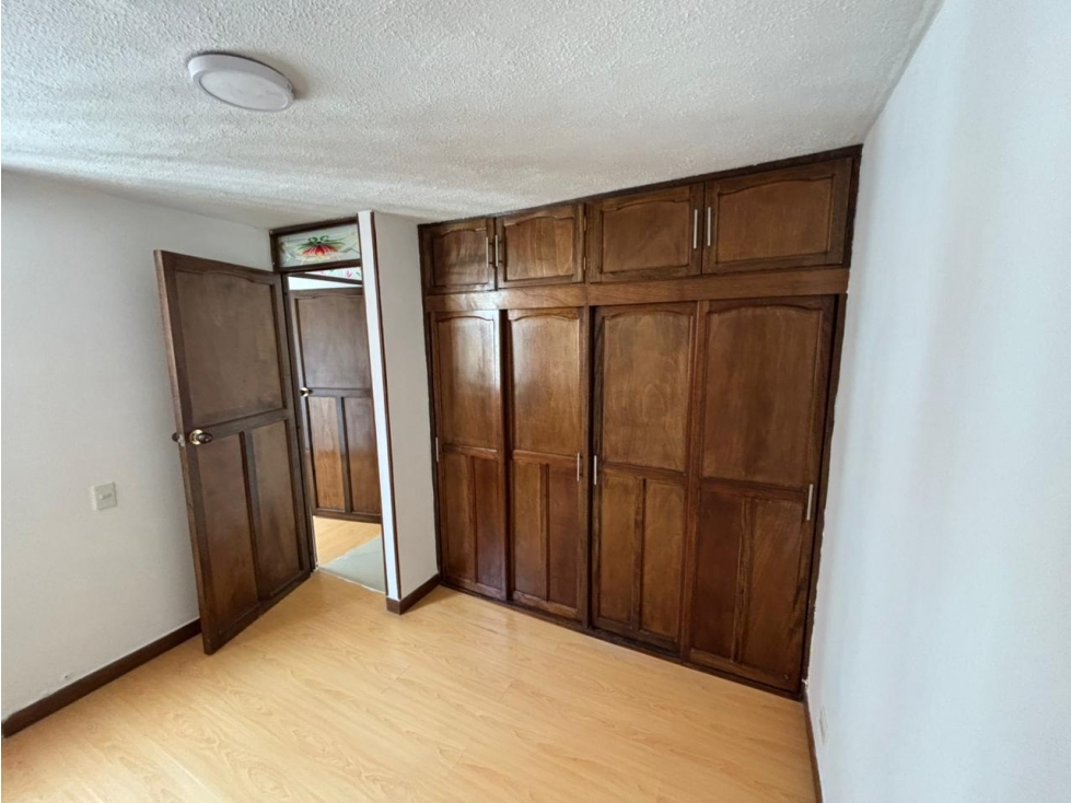 Apartamento en venta en San Antonio De Prado, Medellín · foto 6 de 13