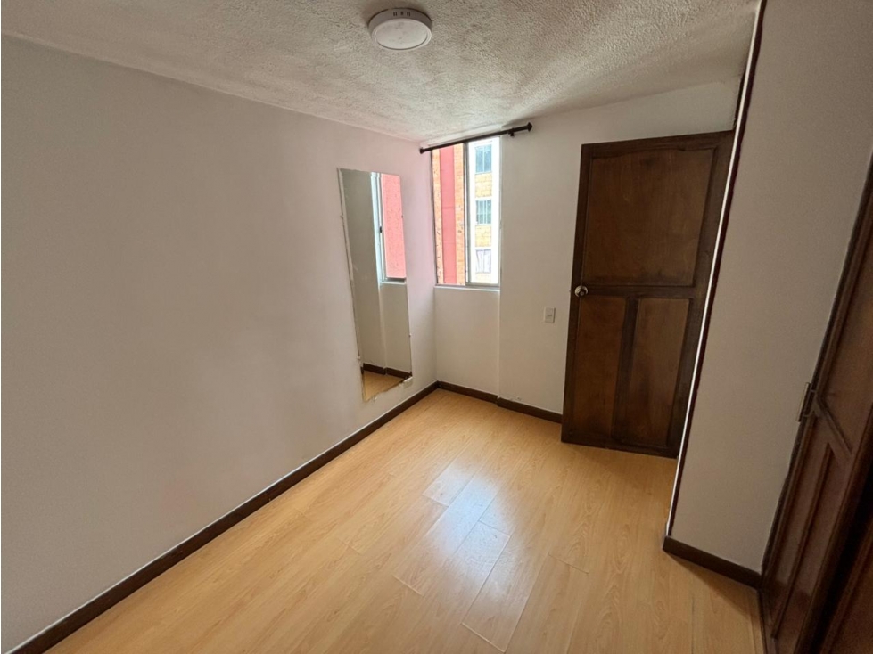 Apartamento en venta en San Antonio De Prado, Medellín · foto 8 de 13