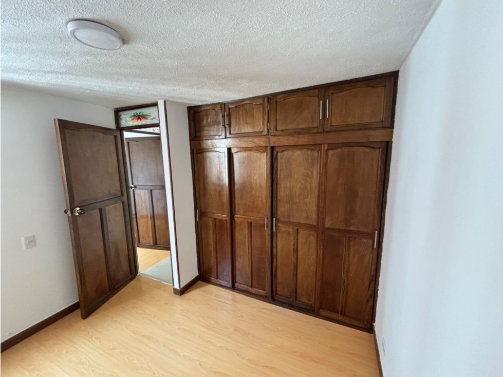 Apartamento en venta en San Antonio De Prado, Medellín · foto 10 de 13