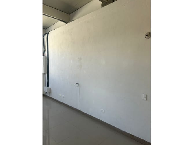 Oficina en arriendo en El Porvenir, Rionegro, 31 m² · foto 2 de 9