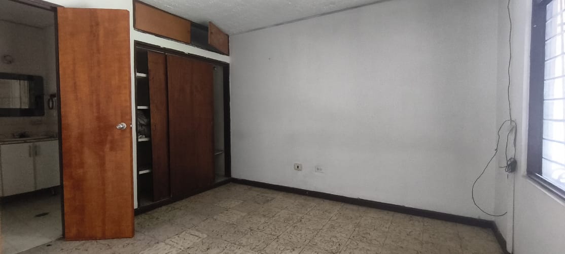 Casa de 6 alcobas en venta en San Fernando Viejo, Cali, 300 m² · foto 5 de 15