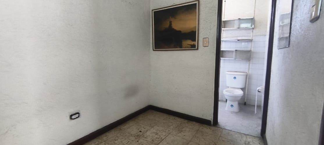 Casa de 6 alcobas en venta en San Fernando Viejo, Cali, 300 m² · foto 11 de 15