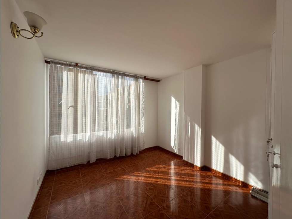 Apartamento en venta en San Rafael, Bogotá · foto 8 de 24