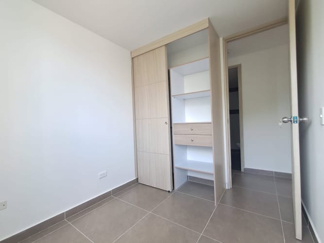 Apartamento de 3 alcobas en venta en Fontibon, Rionegro, 56 m² · foto 16 de 24