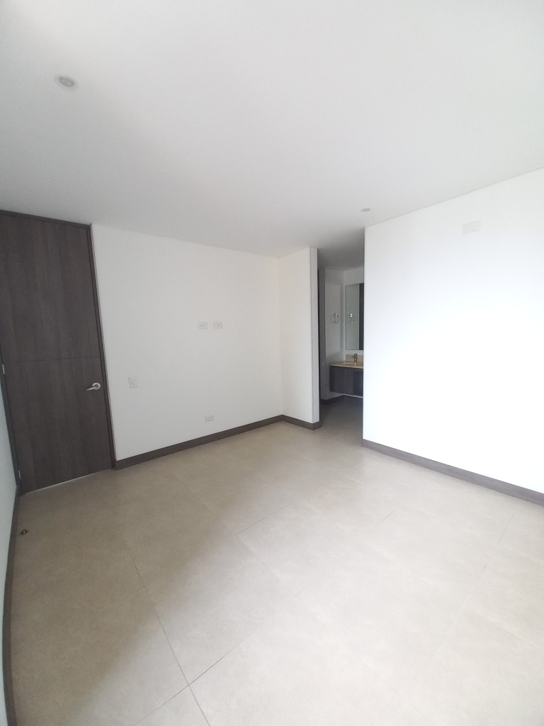 Apartamento en arriendo en Jordan, Ibagué · foto 9 de 24