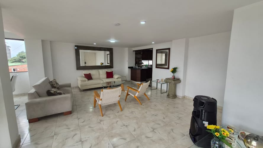 Apartamento de 4 alcobas en venta en Cristales, Cali, 192 m² · foto 4 de 24