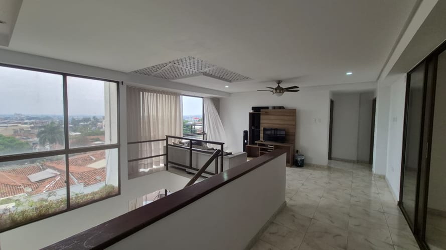 Apartamento de 4 alcobas en venta en Cristales, Cali, 192 m² · foto 8 de 24