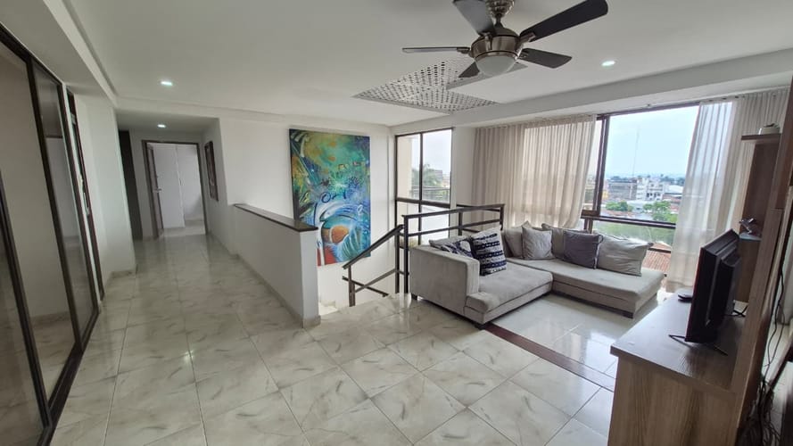 Apartamento de 4 alcobas en venta en Cristales, Cali, 192 m² · foto 9 de 24