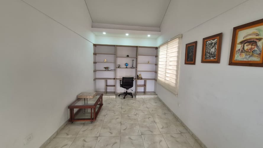 Apartamento de 4 alcobas en venta en Cristales, Cali, 192 m² · foto 17 de 24
