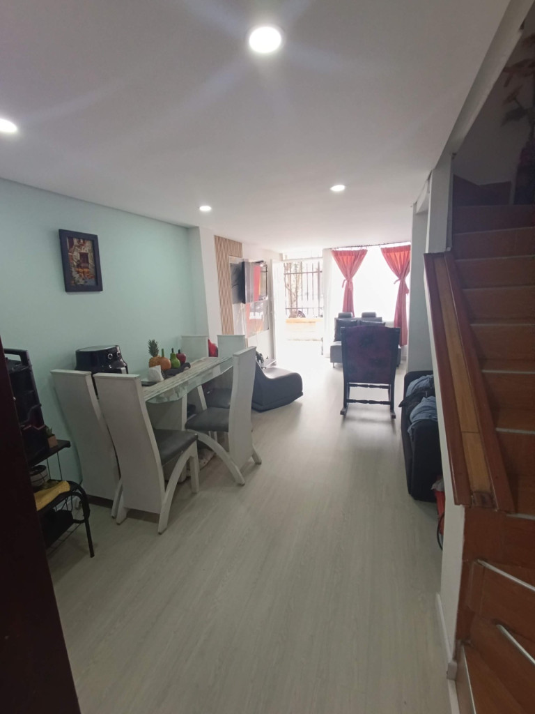 Casa en venta en Compartir, Bogotá · foto 2 de 16
