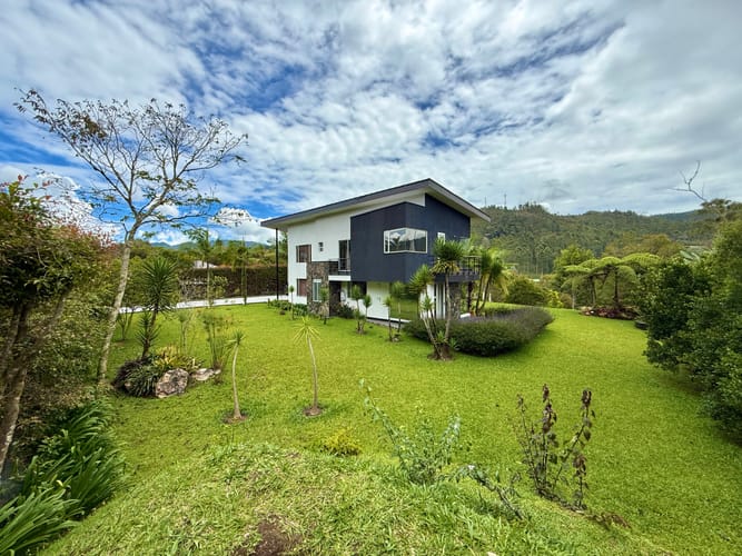 Casa de 5 alcobas en venta en Don Diego, El Retiro, 350 m² · foto 2 de 23