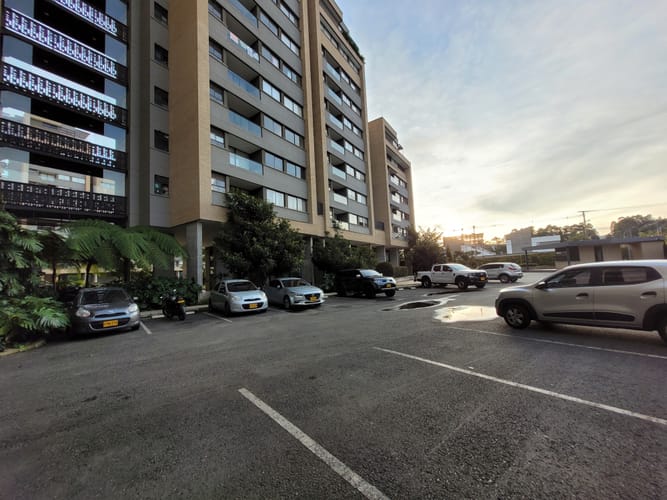 Apartamento de 2 alcobas en venta en El Porvenir, Rionegro, 78 m² · foto 2 de 23
