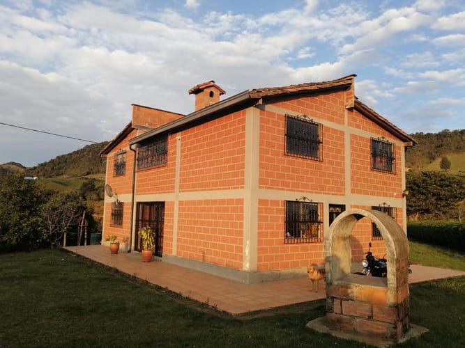 Casa de 3 alcobas en venta en El Mazorral, El Carmen de Viboral, 100 m² · foto 2 de 17