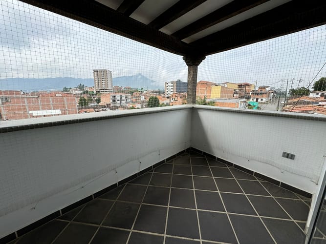 Apartamento de 3 alcobas en venta en El Carmen De Viboral, El Carmen de Viboral, 90 m² · foto 4 de 11