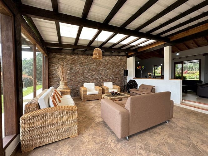 Casa de 4 alcobas en venta en El Faro, Rionegro, 410 m² · foto 10 de 24