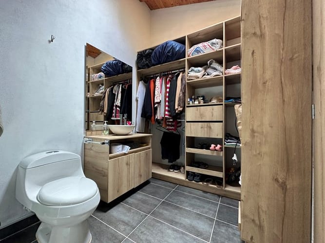 Casa de 4 alcobas en venta en El Faro, Rionegro, 410 m² · foto 16 de 24