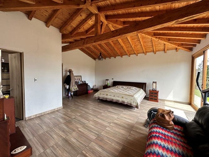 Casa de 4 alcobas en venta en El Faro, Rionegro, 410 m² · foto 19 de 24