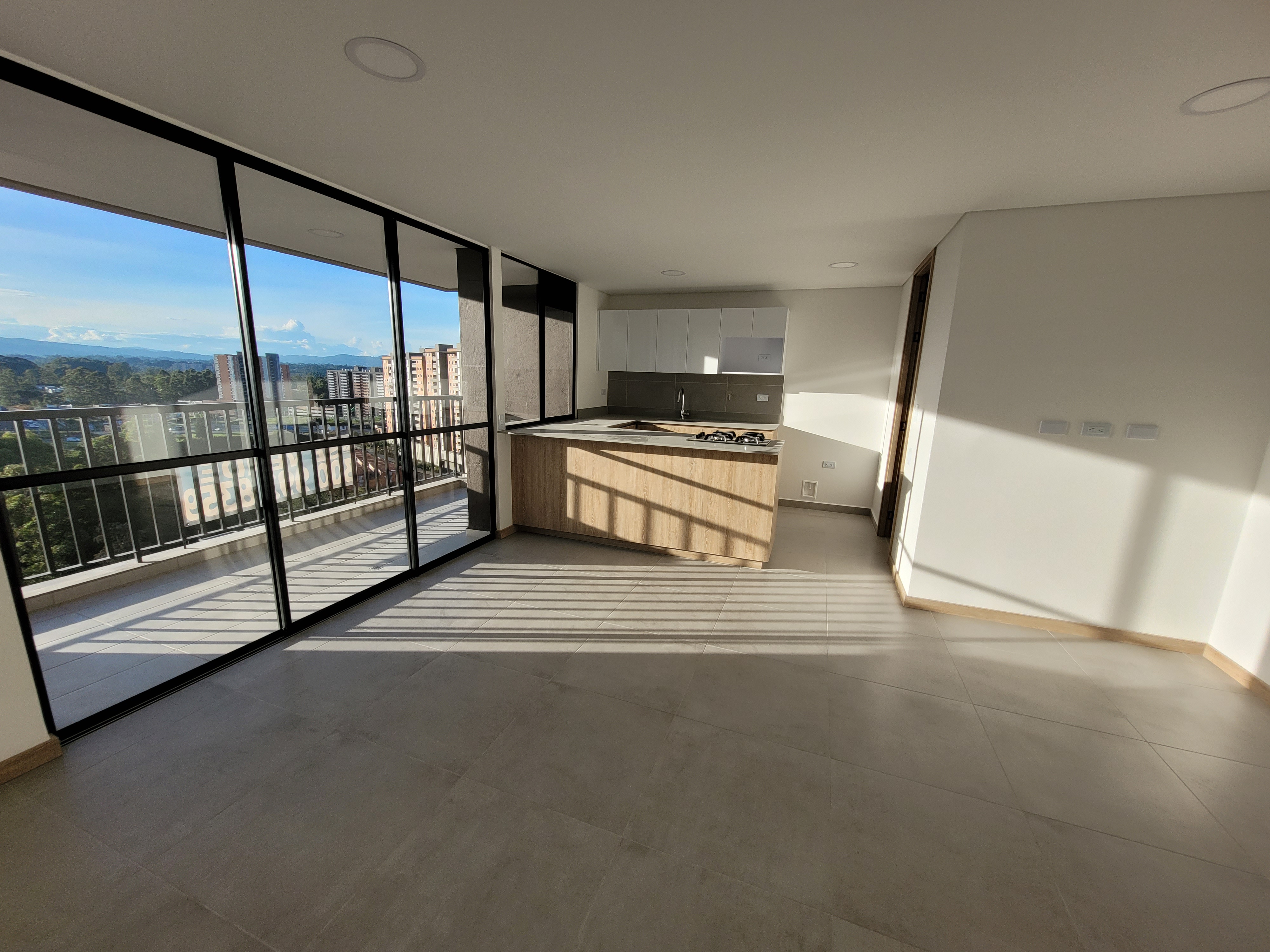 Apartamento en arriendo en Llano Grande, Rionegro · foto 2 de 11