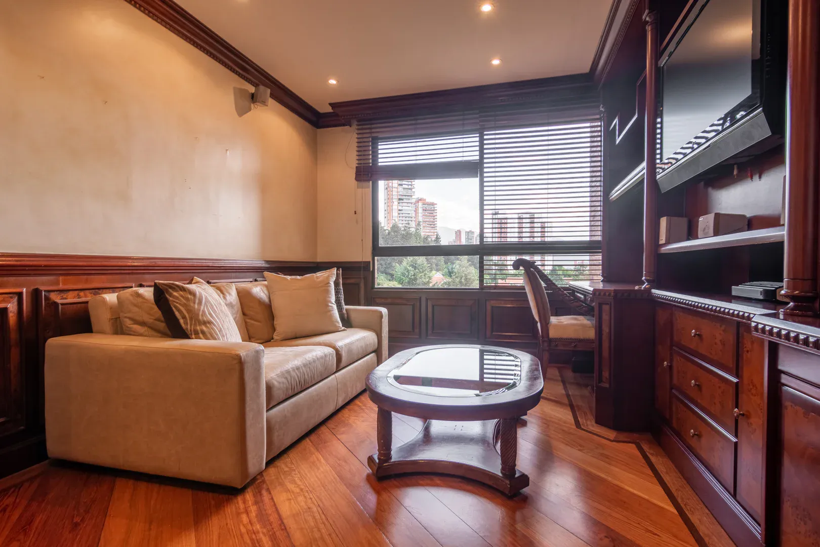 Apartamento en venta en Laureles, Medellín · foto 3 de 19