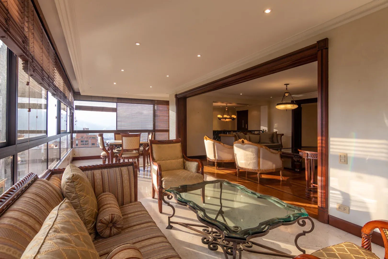 Apartamento en venta en Laureles, Medellín · foto 13 de 19