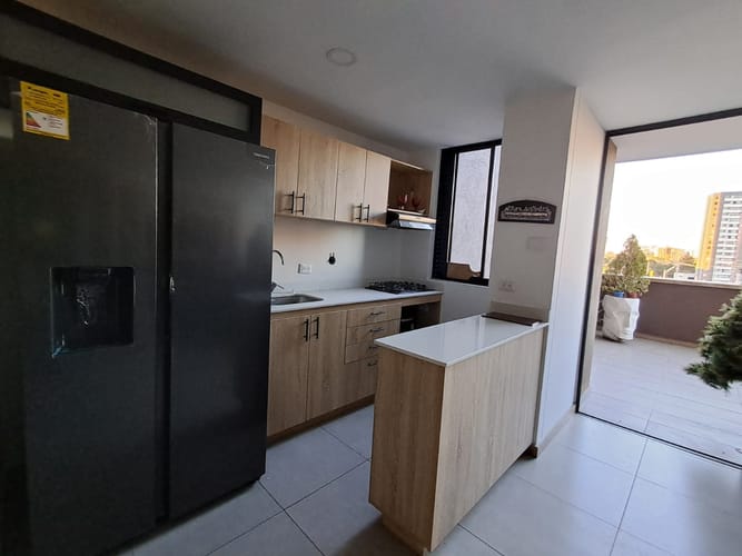 Apartamento de 2 alcobas en venta en La Navarra, Bello, 90 m² · foto 4 de 20