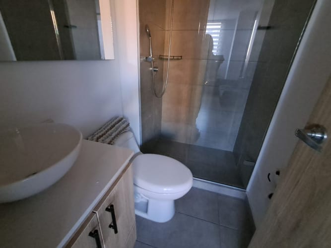 Apartamento de 2 alcobas en venta en La Navarra, Bello, 90 m² · foto 14 de 20