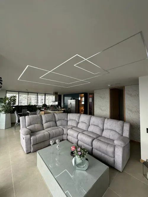 Apartamento de 3 alcobas en venta en Laureles, Medellín, 135 m² · foto 6 de 18