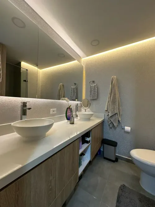 Apartamento de 3 alcobas en venta en Laureles, Medellín, 135 m² · foto 11 de 18
