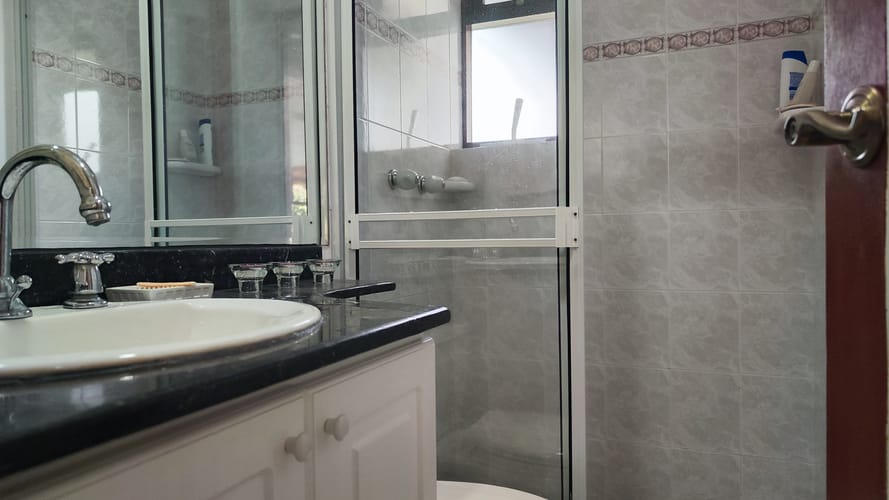 Casa de 5 alcobas en venta en El Retiro, 350 m² · foto 11 de 24