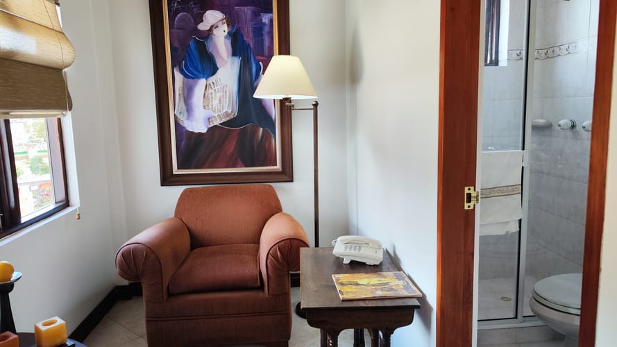 Casa de 5 alcobas en venta en El Retiro, 350 m² · foto 16 de 24