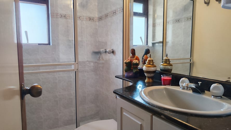 Casa de 5 alcobas en venta en El Retiro, 350 m² · foto 20 de 24