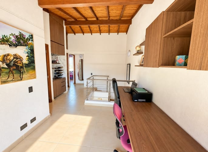 Casa de 3 alcobas en venta en Las Antillas, Envigado, 140 m² · foto 2 de 11