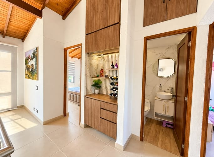 Casa de 3 alcobas en venta en Las Antillas, Envigado, 140 m² · foto 4 de 11