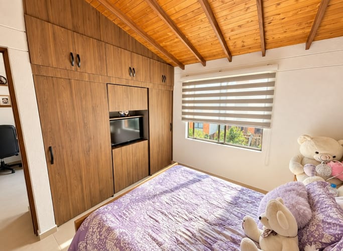 Casa de 3 alcobas en venta en Las Antillas, Envigado, 140 m² · foto 10 de 11