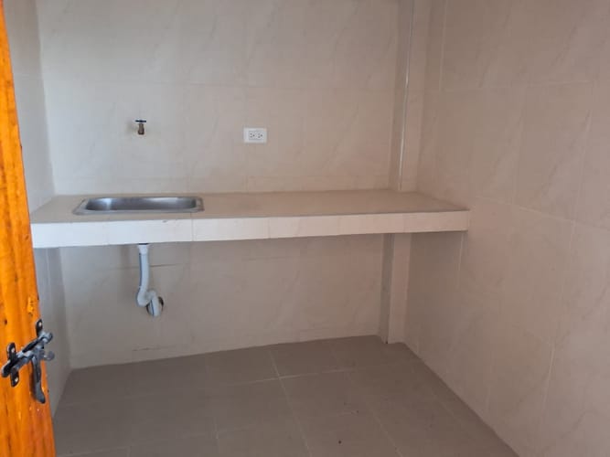 Bodega en arriendo en Boyero, Madrid, 1800 m² · foto 13 de 13