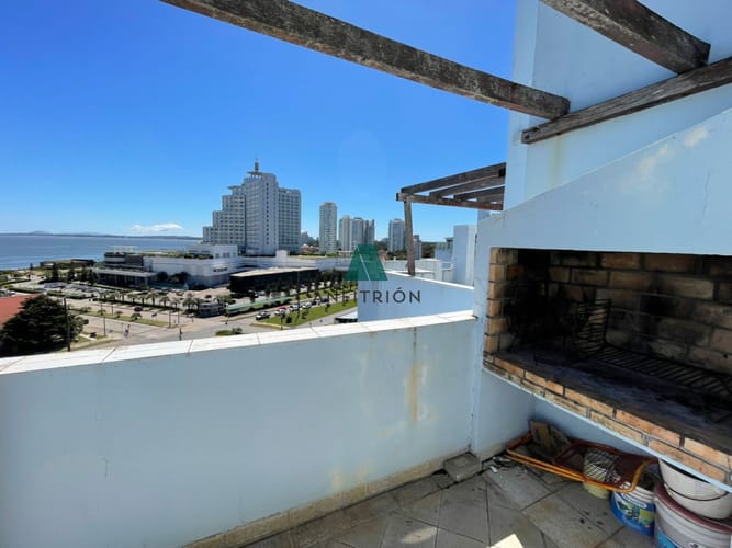 Venta Apartamento 2 Dormitorios Con Parrillero En Aidy Grill