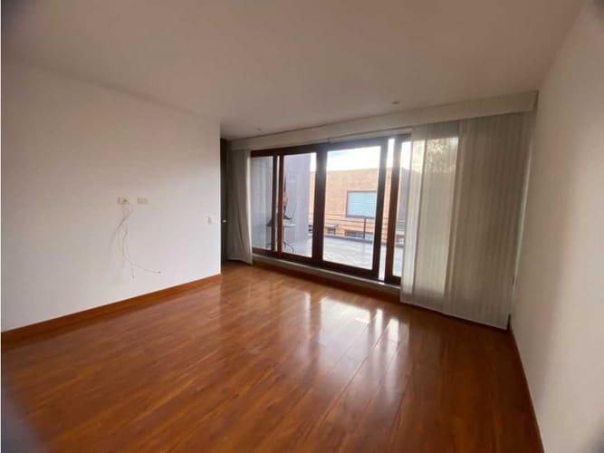 Casa de 4 alcobas en venta en Ub Calatrava, Cajicá, 210 m² · foto 7 de 14