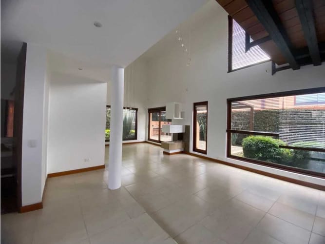 Casa de 4 alcobas en venta en Ub Calatrava, Cajicá, 210 m² · foto 14 de 14