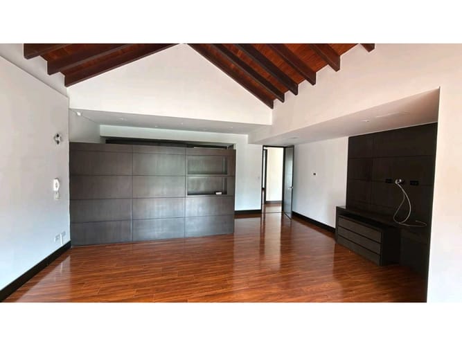 Casa de 3 alcobas en venta en Hatogrande, Sopó, 368 m² · foto 23 de 24