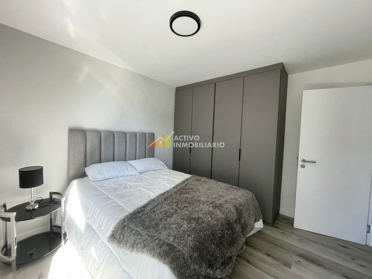Alquiler 1 dormitorio amueblado + garaje · Foto 10