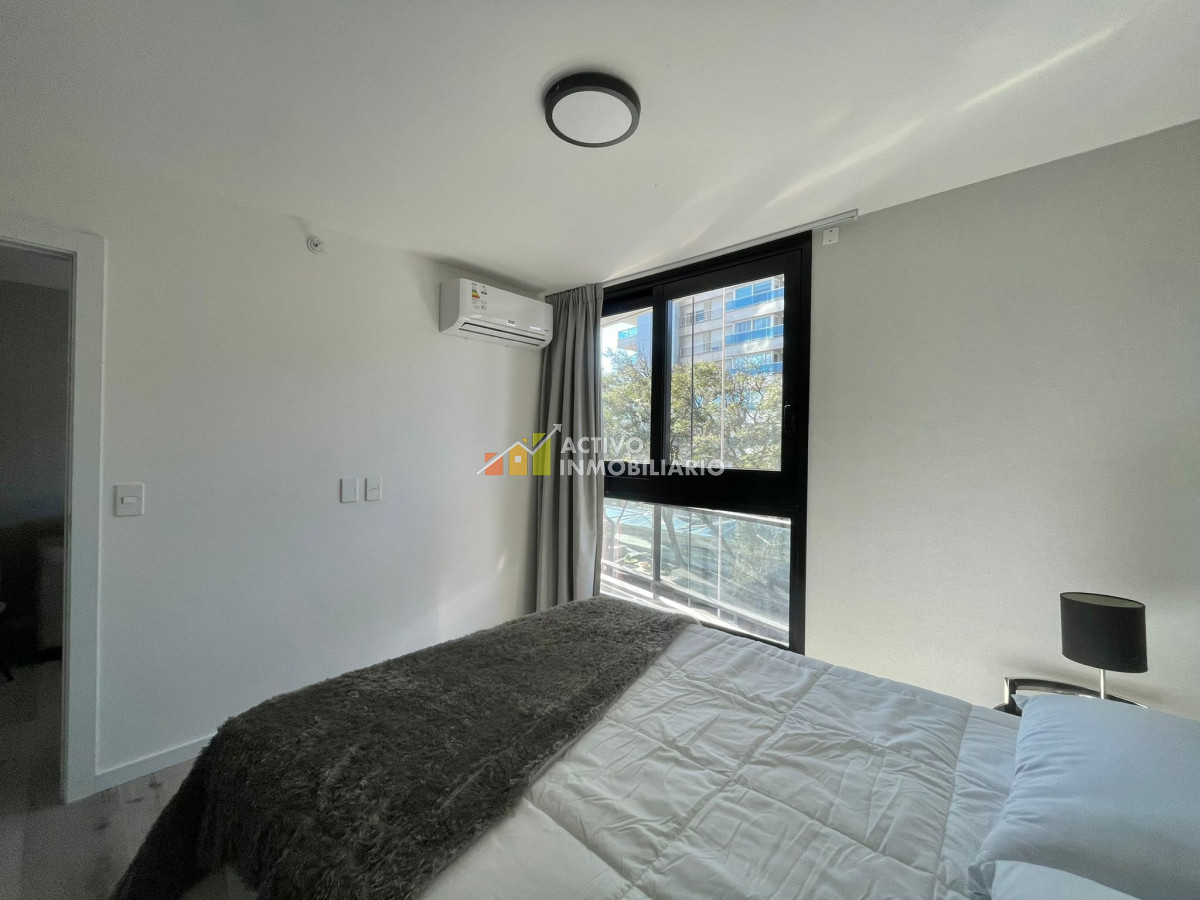 Alquiler 1 dormitorio amueblado + garaje · Foto 11
