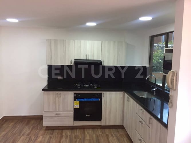 Apartment for rent in Suroriente, Envigado