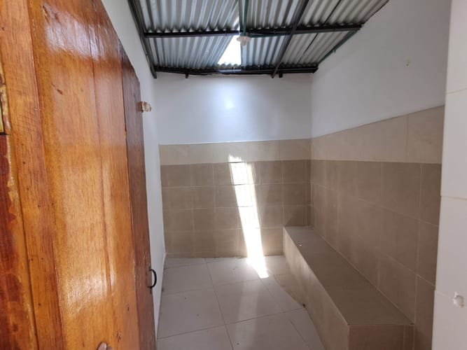 Bodega en arriendo en Boyero, Madrid, 1200 m² · foto 12 de 12